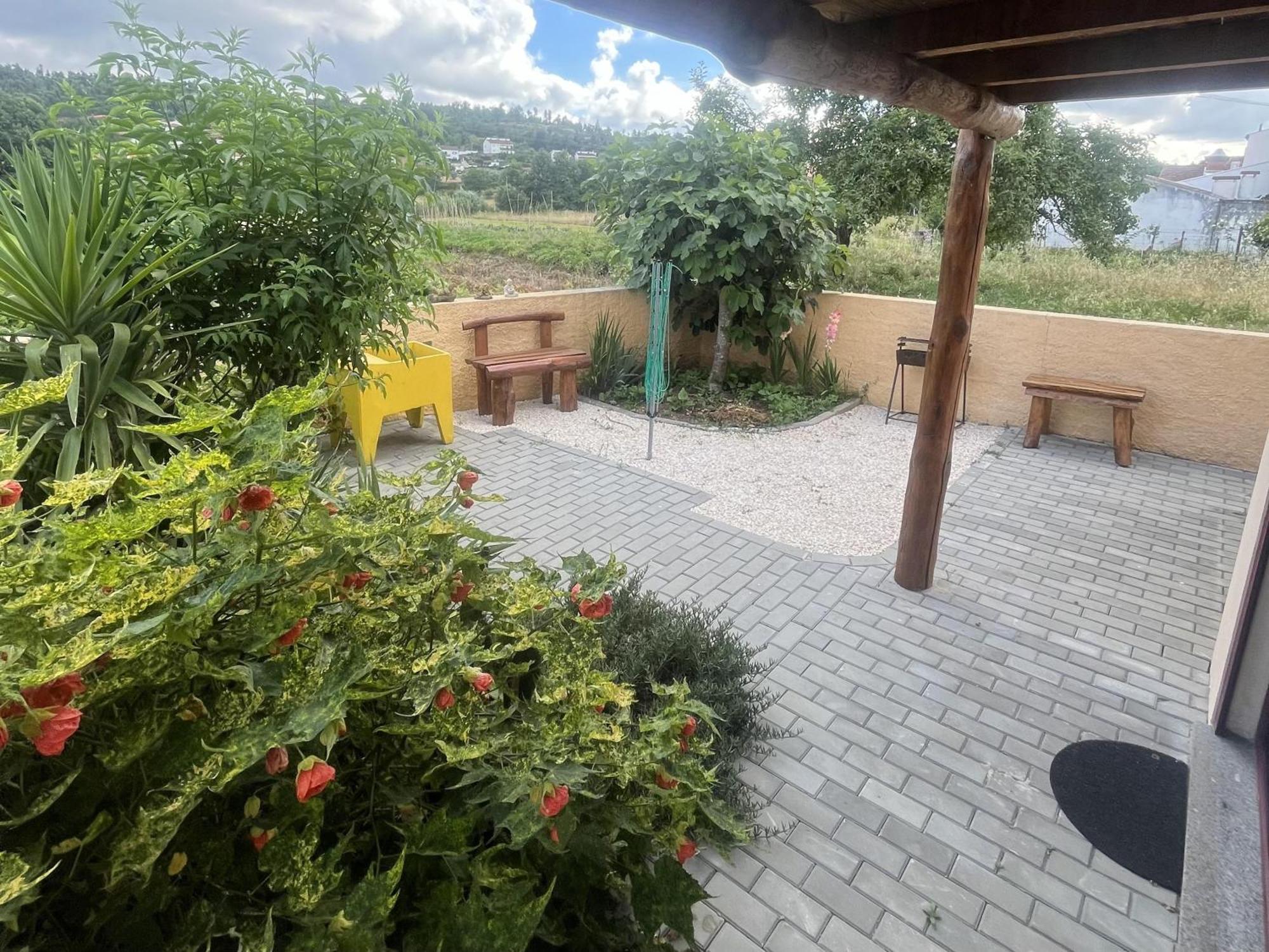A Pequena Casa Coja Central Portugal Mountains Exterior photo